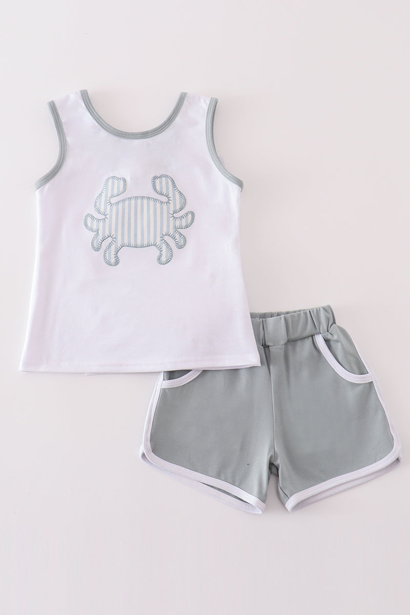 White crab applique girl set