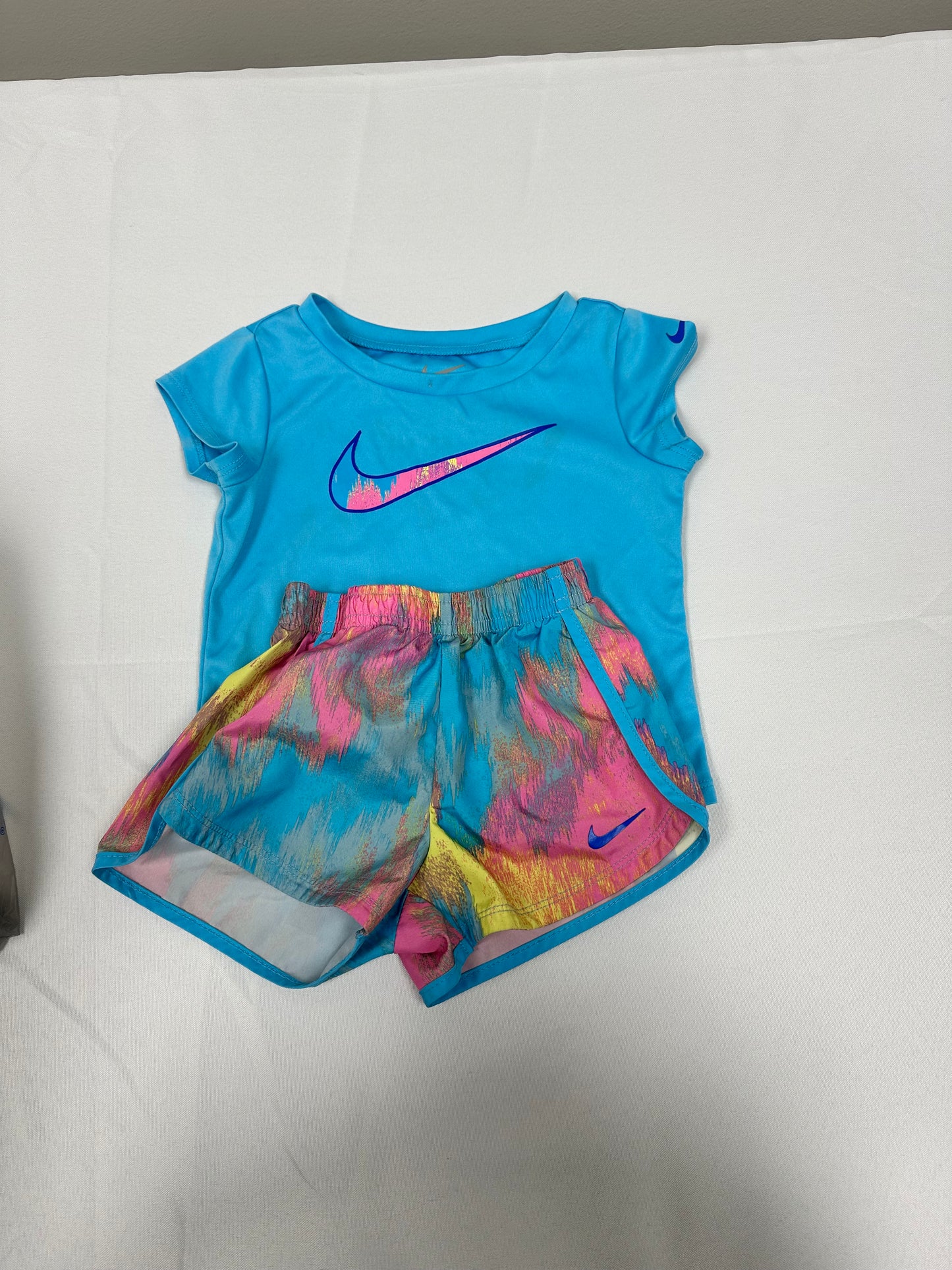 2t Nike sets